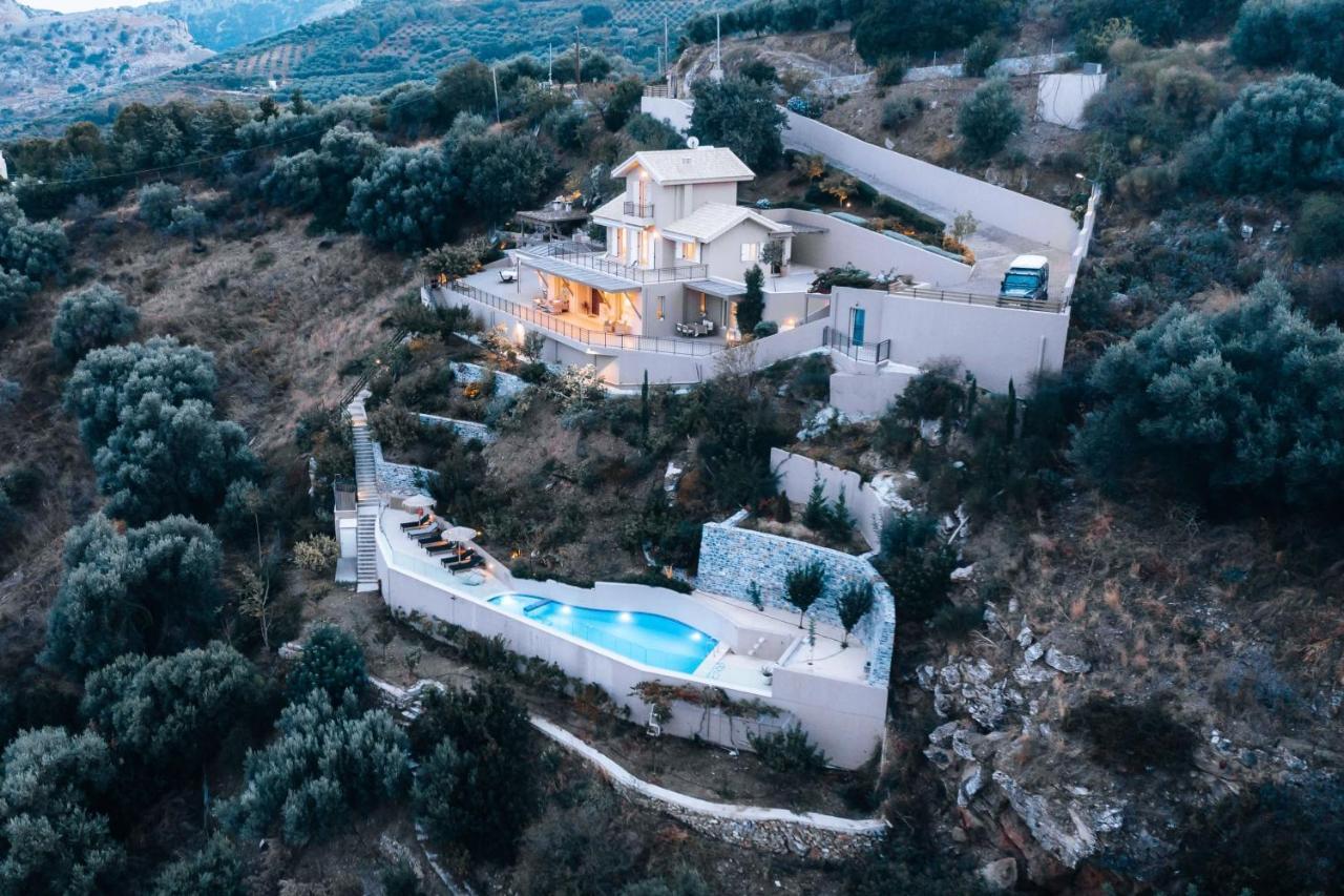 Villa Omikron Rodhia  ภายนอก รูปภาพ